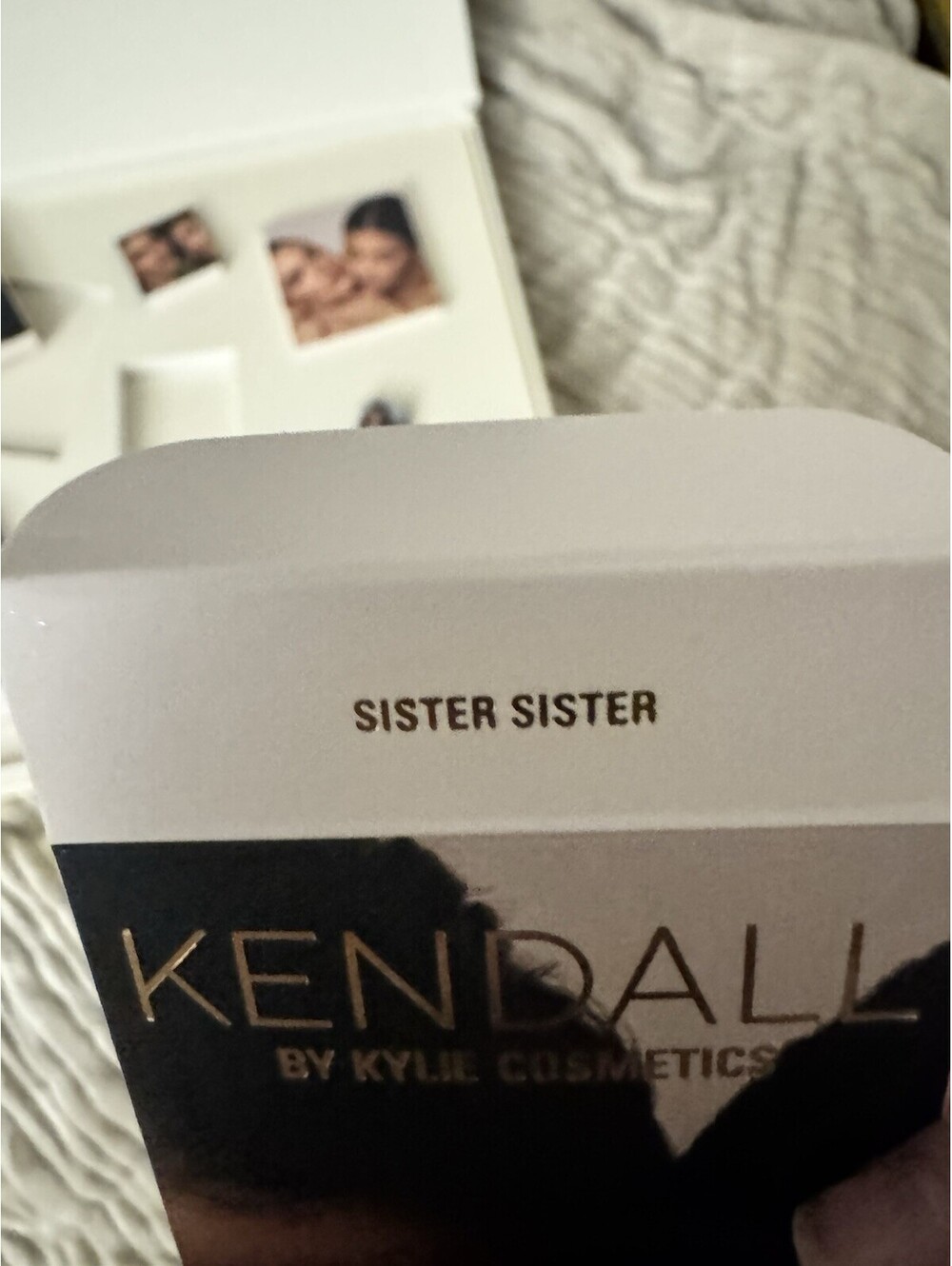 Kendall Kylie Cosmetics Signature Full Collection Lim Ed 200 - Picture 13 of 15